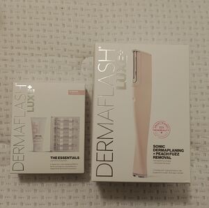Dermaflash Luxe Exfoliation Device + 4 FREE Refills Included